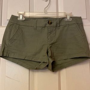 Women’s American Eagle Shorts Size 4